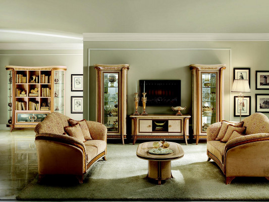 Sofagarnitur Sofa Couch 3 + 2 Wohnzimmer Designer Möbel Klassisch Barock