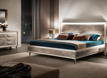 Schlafzimmer Sets Bett 2x Nachttisch Kommode Spiegel arredoclassic 5tlg. Set