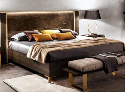 Design Schlafzimmer 3tlg. Leder Bett 2x Nachttisch Klassischer Luxus Betten Set