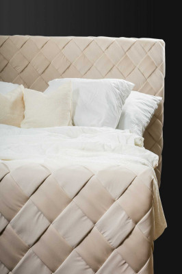 Luxus Betten Modern Bettrahmen 180x200 cm Design Schlafzimmer Möbel Kopfteil