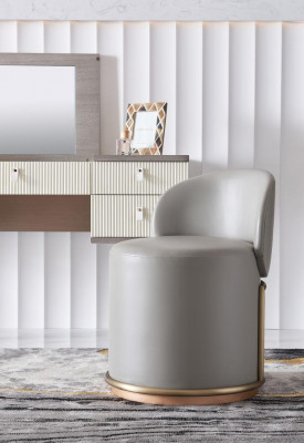 Luxus Sessel Hocker Stuhl Lounge Club Designer Möbel Schlaf Wohn