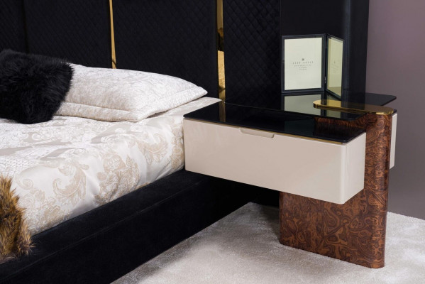 Schlafzimmer Set Bett 2x Nachttische Kleiderschrank Kommode Design Möbel
