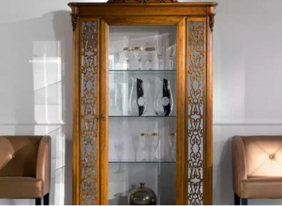 Vitrine Italienische Luxus Möbel Vitrinen Anrichte Glas Schrank Design