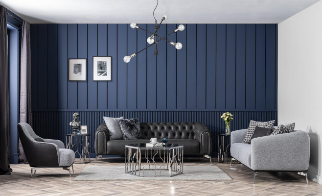 Schwarzes gerades Viersitzer-Sofa im Chesterfield-Stil für das Wohnzimmer