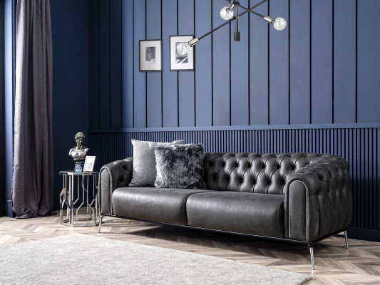Schwarzes gerades Viersitzer-Sofa im Chesterfield-Stil für das Wohnzimmer