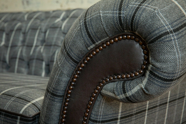Chesterfield Sofa Dreisitzer Polster Design Couchen Sofas Garnitur Grau