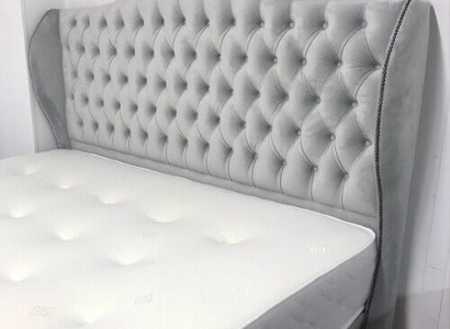 Chesterfield Bett Design Schlafzimmer Englisches Betten 180x200cm Textil Polster