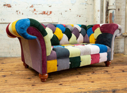 Modern Design Bunter Chesterfield 2 Sitzer Sofa Textil Couch Polster Design