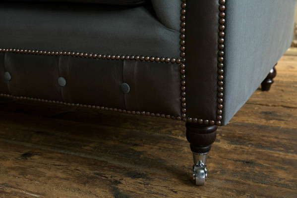 Klassische Chesterfield Couch 4 Sitzer Sofa Couch Samt Leder Design Schwarz Neu