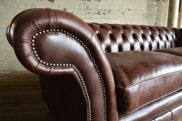Brauner Luxus Chesterfield 3-er Moderne Wohnzimmer Couch