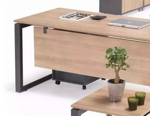 Exklusive Büromöbel Eckschreibtisch Kommode Couchtisch 2x Aktenschränke