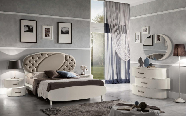 Garnitur Set 7tlg. Schlafzimmer Bett Nachttisch Kommode Spiegel Kleiderschrank