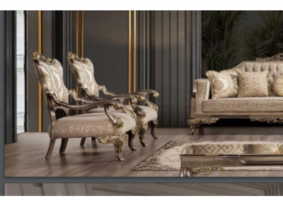Ein luxuriöser, klassischer, beige- und goldfarbener Barocksessel von Chesterfield