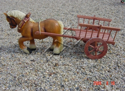 Design Pferd mit Wagen Figur Garten Statue Skulptur Figuren Skulpturen Deko Neu