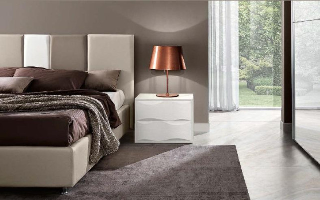 Nachtkonsolen Nachttische  Konsolen Beistell Tisch Holz Modern Design Nachttisch