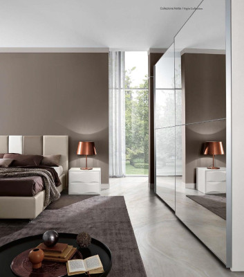 Nachtkonsolen Nachttische  Konsolen Beistell Tisch Holz Modern Design Nachttisch