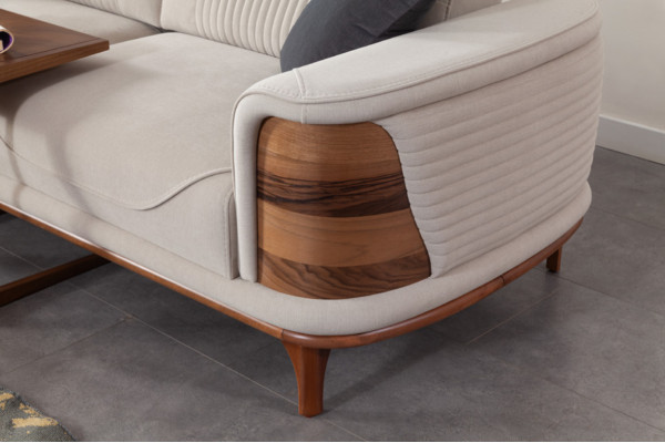 Zwei Sofas komplett mit 2 weißen Sesseln luxuriöse gepolsterte Sessel neu