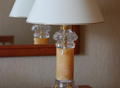 Design Tischlampe Leuchte Leuchten Lampe Klassische Beleuchtung  Tisch 58cm Neu