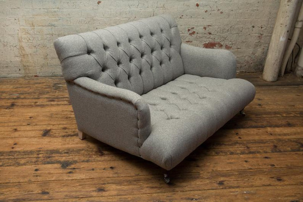 Design Klassische Textil Sofa 2 Sitzer Couch Polster Luxus  Sofas Chesterfield
