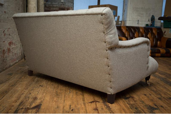 Design Klassische Textil Sofa 2 Sitzer Couch Polster Luxus  Sofas Chesterfield