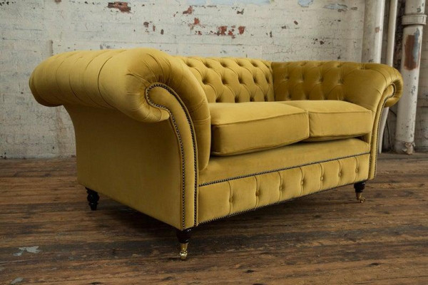 Cheserfield Samt Sofa 2 Sitzer Designer Couchen Couch Textil Stoff Gelb Polster