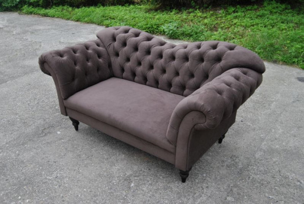 XXL Design Sofa Couch Polster 3 Sitzer Englische Chesterfield Samt Couchen Sofas