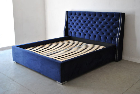 Bett Chesterfield Design Luxus Hotel Betten 180x200cm Schlaf Zimmer Leder Samt
