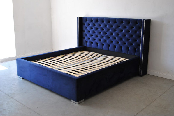 Bett Chesterfield Design Luxus Hotel Betten 180x200cm Schlaf Zimmer Leder Samt