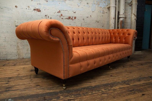 Design Sofa 4 Sitzer Polster Luxus Klassische Textil Chesterfield Sofas Couch