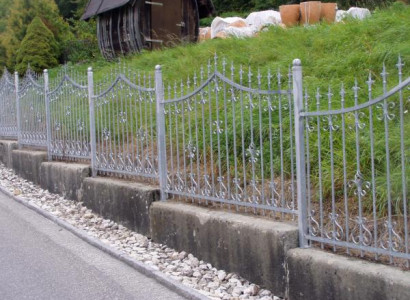Zaun Garten Klassische Schmiedeeisen Handgefertigt nach Maß Geländer M228 1lfm