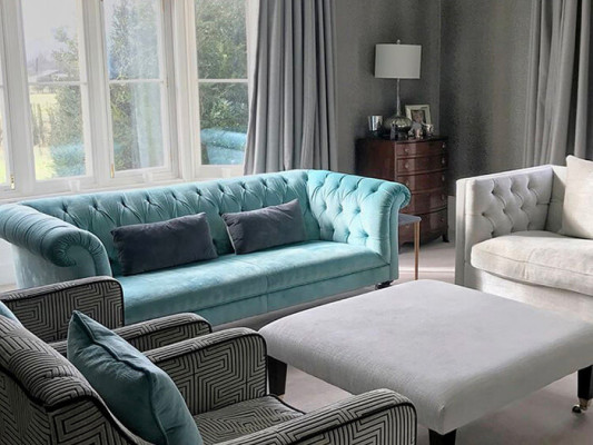 Chesterfield Textil Polster Design Sofa Luxus Couch Klassische Sofa 3 Sitzer Neu