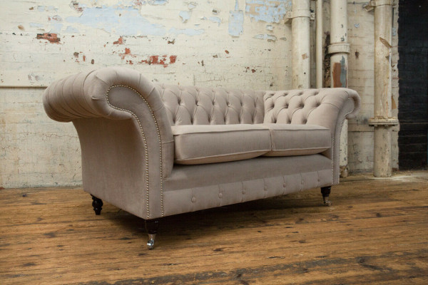 Chesterfield Sofa 2 Sitzer Polster Designer Couchen Sofas Garnitur Beige Samt