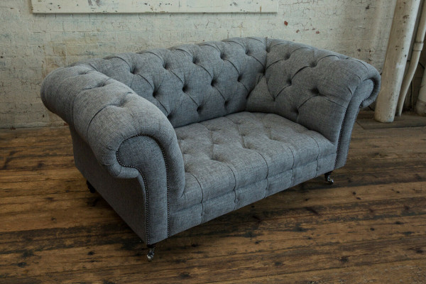 Luxus 2 Sitzer Couch Polster Sofa Leder Stoff Couchen Chesterfield Garnitur Neu