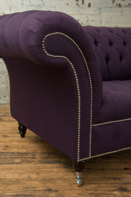 klassische Chesterfield Couch 3 Sitzer Sofa Couch Samt Leder Lila Design Polster