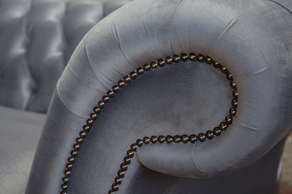 Chesterfield Sofa Couch Polster Garnitur 1,5 Sitzer Sofas Klassisch Einsitzer