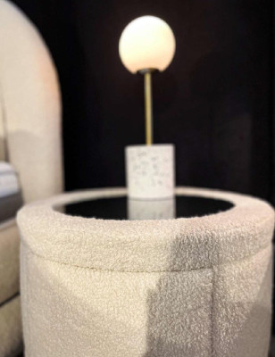 Schlafzimmer Set Weiß Bett Elegantes 2x Nachttische Luxus Hocker Modern .