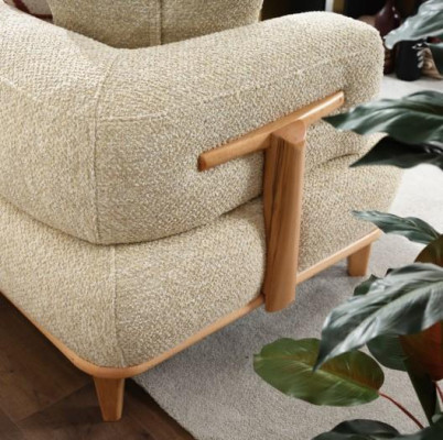 Beiges Polstersofa Moderner Dreisitzer Luxus Wohnzimmer 3-Sitzer Couch