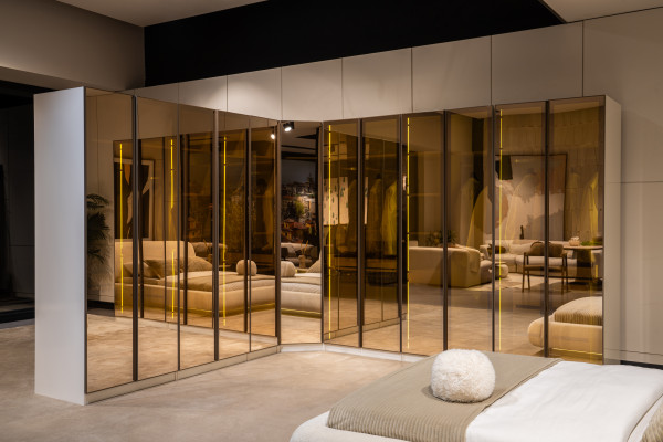 Designer Weißer Kleiderschrank L-Form Schrank Luxuriöser Glasschrank