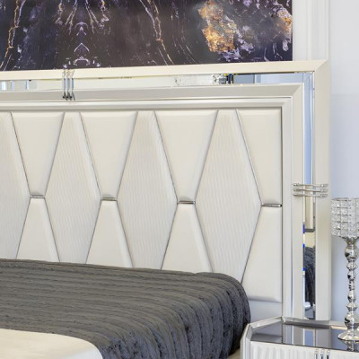 Schlafzimmer Set Bett + 2x Nachttische + Kommode 4tlg Moderne Möbel