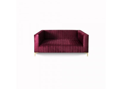Stilvolles mega-bequemes 2-Sitzer-Sofa in Lila wird zu einem hellen Akzent in Ihrem Interieur