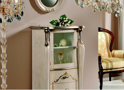 Möbel Klassischer Kommode Holz Glas Vitrine Kommodenschrank Designer