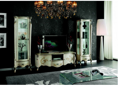 Schicke Set Garnitur 3tlg Rtv mit 2x Vitrine Italienische Möbel Klassische Stil