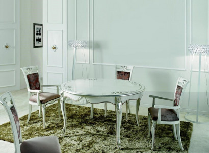 Italienische Möbel Esstisch 4x Stühle Holz Tisch Essgarnitur Klassisches Design