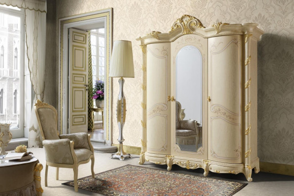 Klassischer Holz Massiv Kleiderschrank Holz Schlafzimmer Regal Schrank Schrank