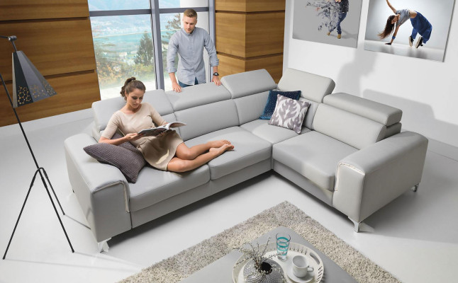 Stilvolles, komfortables Ecksofa für ein sanftes und gemütliches Interieur