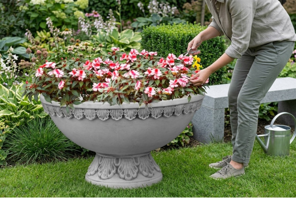 Blumenkübel Pflanz Kübel Dekoration Garten Natur Vasen Figur Blumentöpfe
