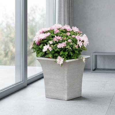 Blumenkorb Figuren Blumen Vase Gefäss Garten Terrasse Dekoration Statue