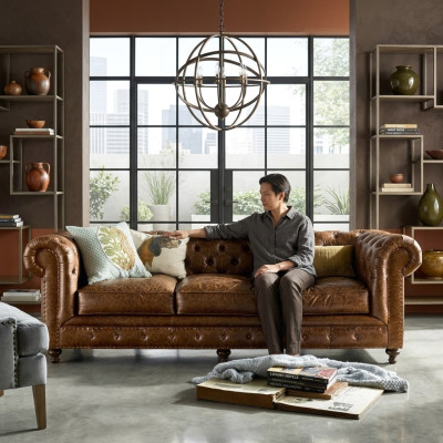 Designer Chesterfield brauner Dreisitzer Luxus 3-Sitzer Couch