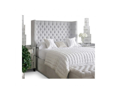Chesterfield Design Bett Schlafzimmer Textil Leder Samt Polster Hotel Betten