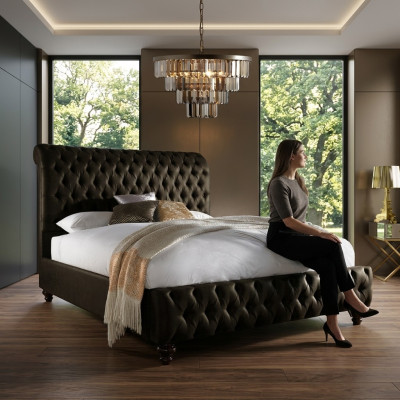 Großes Chesterfield Luxus Designer Doppelbett Schlafzimmer Betten